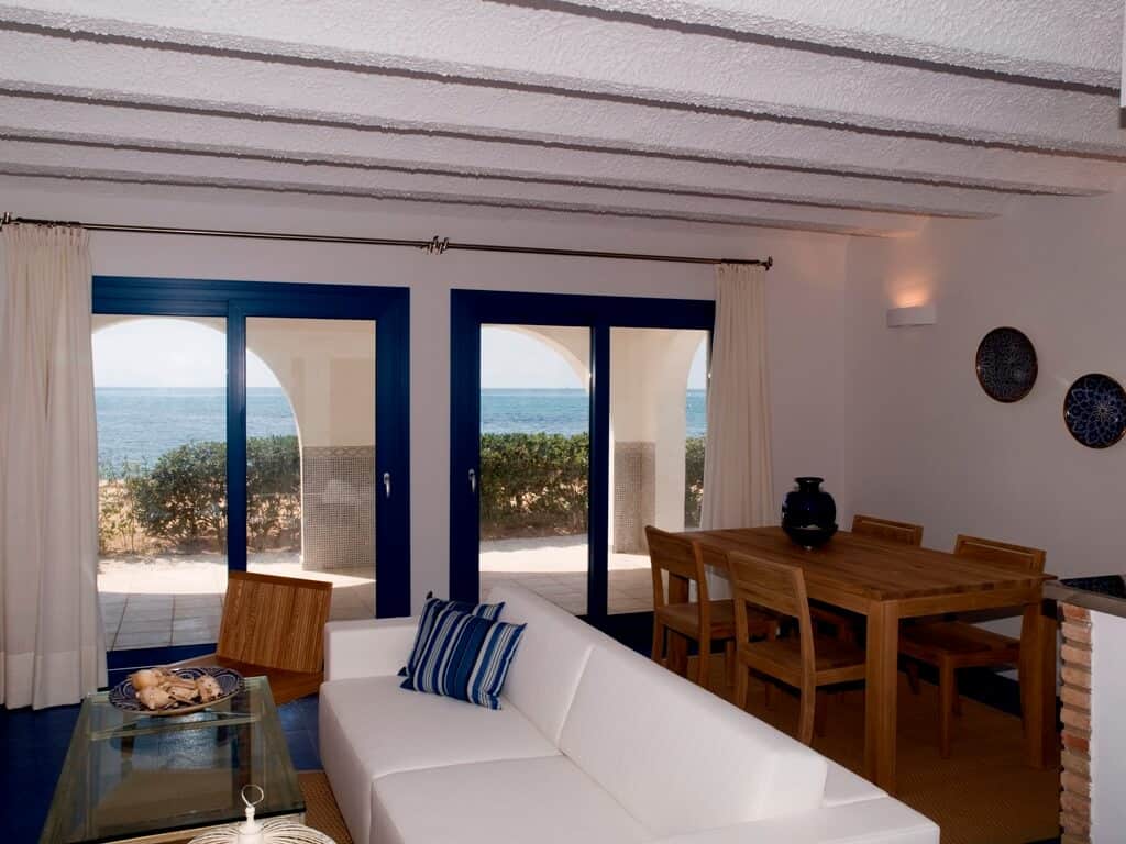 casa estil ibicenc menajdor